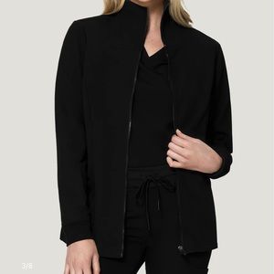 women’s scrub jacket